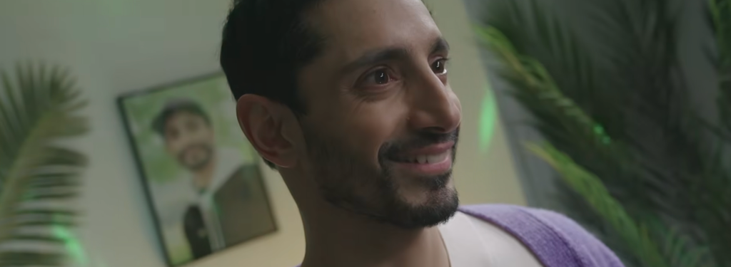Riz Ahmed Esconde Segredo Sombrio em Prévia do SNL UK